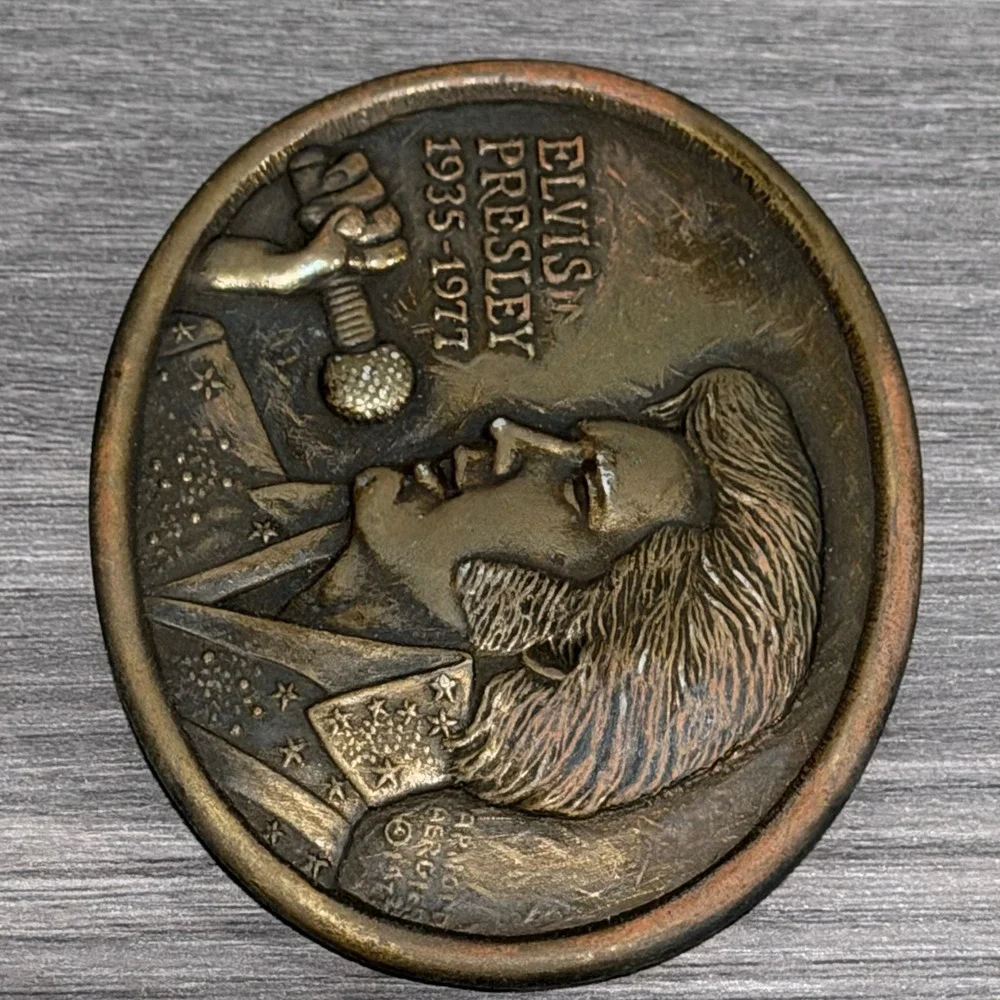 Elvis Presley 1977 Commemorative Belt Buckle‎ First Edition Arnold Bergier Box